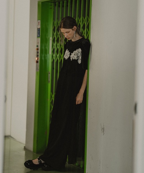 et.UNiVER（エトユニベール）の「Layered velor dress（パンツドレス