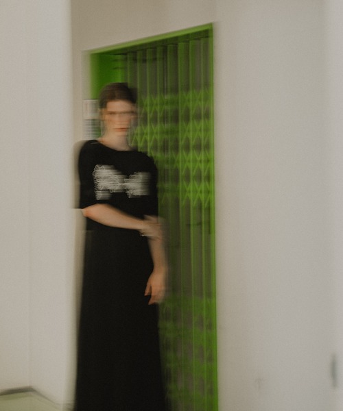 et.UNiVER（エトユニベール）の「Layered velor dress（パンツドレス