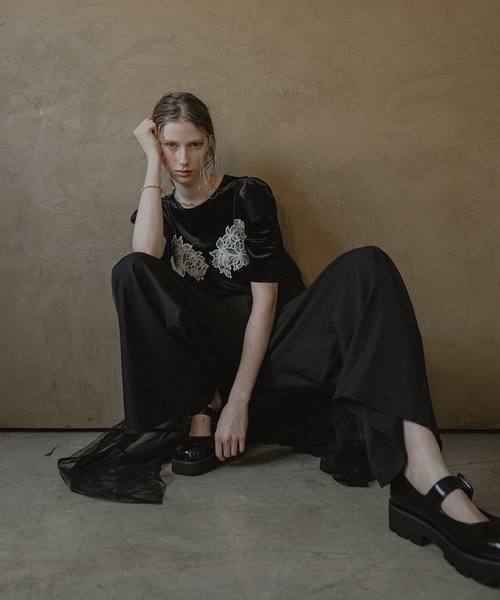 et.UNiVER（エトユニベール）の「Layered velor dress（パンツドレス