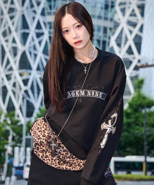 A'GEM/9 × .kom 『A'GEM/9/エージェムナイン』クロスロゴトレーナー A