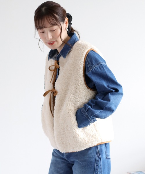 cepo（セポ）の「ボアパイピングリボンベスト（ブルゾン・レディース・チャコール/ベージュ/オフホワイト・M）」の11枚目の写真