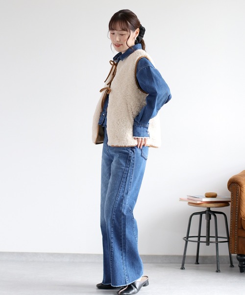 cepo（セポ）の「ボアパイピングリボンベスト（ブルゾン・レディース・チャコール/ベージュ/オフホワイト・M）」の5枚目の写真