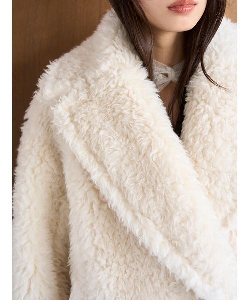 SNIDEL（スナイデル）の「ボアショートコート（ムートンコート・レディース・アイボリー/キャメル・F）」の10枚目の写真