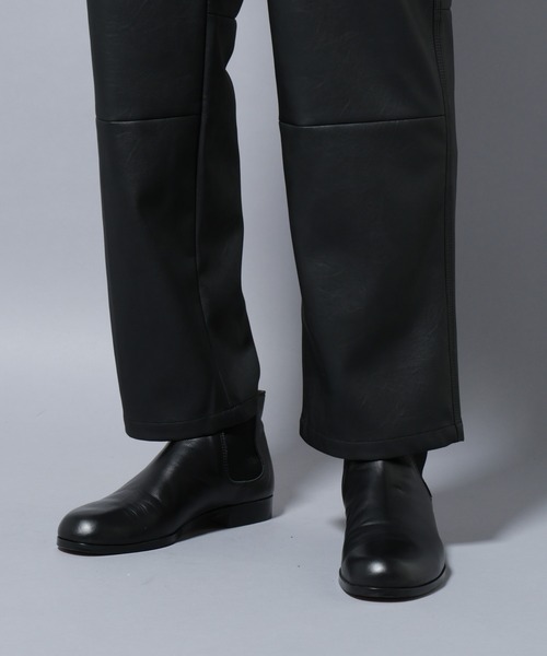 NANO universe(ナノユニバース)の「ヴィンテージライクフェイクレザー ダブルニーテーパードパンツ(その他パンツ・メンズ・ブラック/ブラウン・M/L)」の22枚目の写真