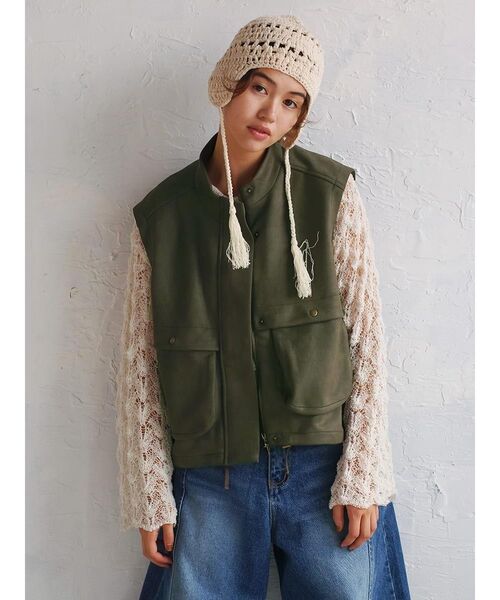 FIKA.(フィーカ)の「Suede like military vest(ベスト・レディース・ダークブラウン/ダークカーキ・MEDIUM)」の10枚目の写真