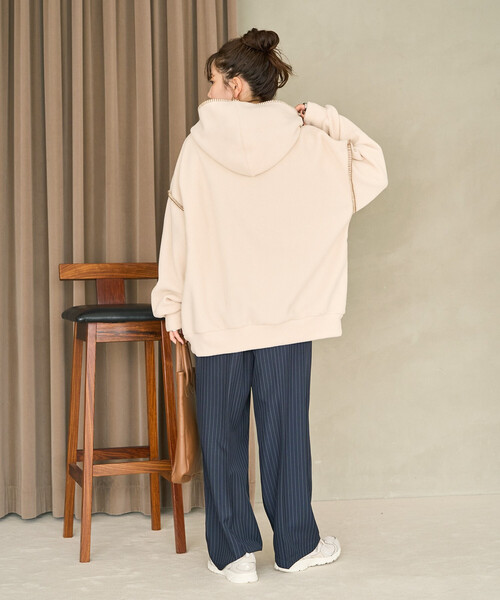 FREAK'S STORE(フリークスストア)の「限定展開 ブランケット ステッチ フリース パーカー(パーカー・レディース・ブラック/ナチュラル/グレー/ネイビー/ダークブラウン・フリ-)」の9枚目の写真