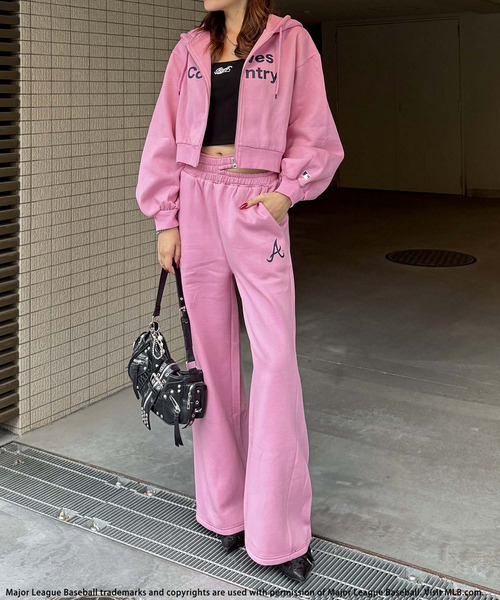 BACK TO THE FIELD（バック トゥー ザ フィールド）の「【MLB】ZIPフーディーセットアップ（セットアップ・レディース・グレー/ピンク/ブラック・FREE）」の4枚目の写真