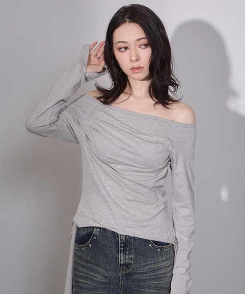 ENVYM(アンビー)の「アシメフリルトップス(Tシャツ/カットソー・レディース・カーキ/グレー/ブラック・FREE)」の8枚目の写真