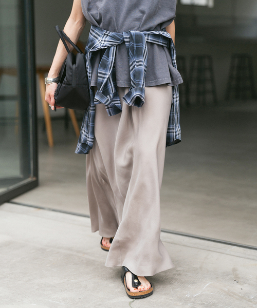 Spick & Span(スピックアンドスパン)の「《追加》ウォッシャブルキュプラフレアスカート(スカート・レディース・カーキ/ベージュ/ブラックミックス・36/38)」の22枚目の写真