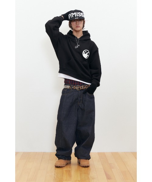 A'GEM/9 × .kom 『KEYMISERY/キーミザリー』 FINGER KEYMISERY LOGO CROP HOODIE/フィンガーロゴデザイン クロップ/短丈 プルオーバーパーカー