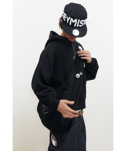 A'GEM/9 × .kom 『KEYMISERY/キーミザリー』 FINGER KEYMISERY LOGO