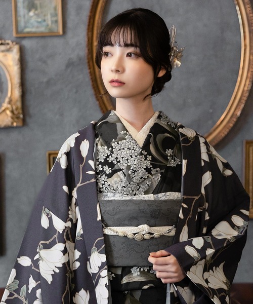 kimonomachi(キモノマチ)の「レディース 洗える羽織 単品 2025-26 新作 Fサイズ 銀木犀 白木蓮 アラベスク南天 牡丹 KIMONOMACHI オリジナル 羽織単品(着物・レディース・チャコールグレー/ダークブラウン/ラベンダー/ブラック系/キナリ/モーブ系/グレイッシュベージュ/ブラック・FREE)」の5枚目の写真