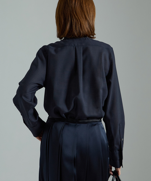 VERMEIL par iena(ヴェルメイユパーイエナ)の「Woolボイルボータイブラウス(シャツ/ブラウス・レディース・ホワイト/ネイビー・FREE)」の12枚目の写真