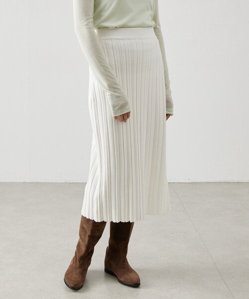 BEARDSLEY(ビアズリー)の「《LEVAR》リブニットスカート(ホワイト)(スカート・レディース・ホワイト・FREE)」の1枚目の写真