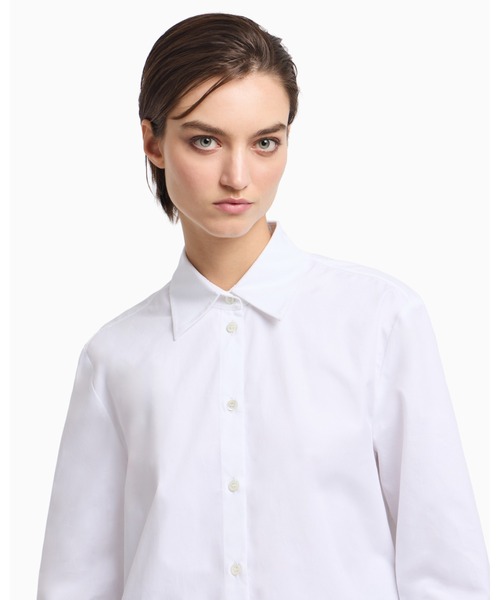 EMPORIO ARMANI（エンポリオアルマーニ）の「【エンポリオ アルマーニ】Winter Urbanism カプセルコレクション オーバーサイズシャツ コットン エメリー起毛（シャツ/ブラウス・レディース・ホワイト・36/38）」の2枚目の写真