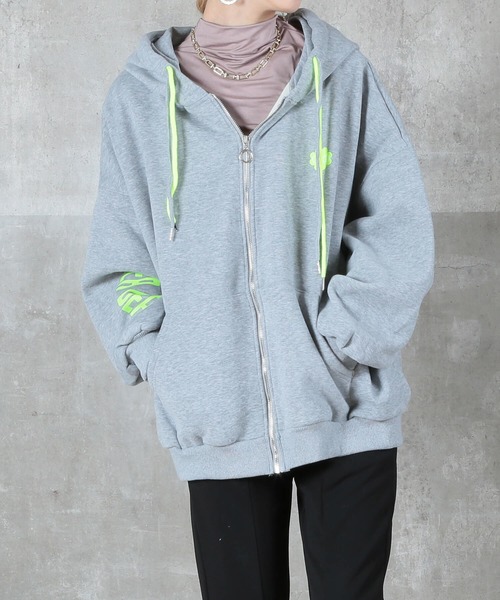 CLOVER DEPOT(クローバーデポ)の「メロウハーフネックカットソー(CLOVER DEPOT)(Tシャツ/カットソー・レディース・ライトブラウン/モカ/ブラック/ダークグレー/ホワイト・M/XL/XXL/L)」の21枚目の写真