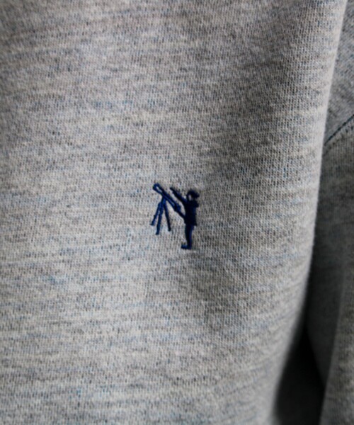 GLOSTER（グロスター）の「【BOY BACK FANCYシリーズ】 スウェットプルオーバー（スウェット・メンズ・ブラック/ライトグレー/キナリ・S/M/L）」の21枚目の写真