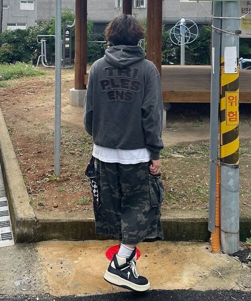 TRIP LE SENS（トリップ ル センス）の「10 ガーメントウォッシングステッチワークフード_チャコールブルー（パーカー・レディース・その他・MEDIUM/LARGE）」の3枚目の写真