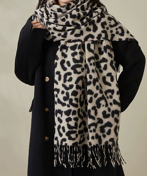 meJane（ミージェーン）の「レオパード柄 大判ストール（ストール/ショール・レディース・ホワイト系/ブラウン系・FREE）」の2枚目の写真