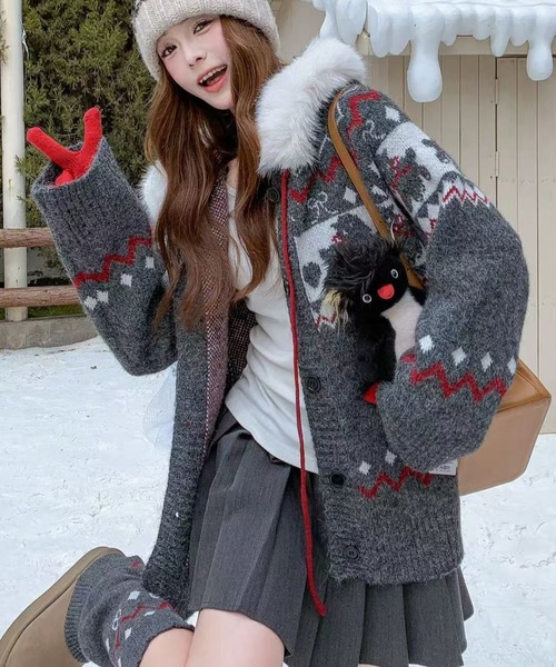 Sibra(シブラ)の「レッグウォーマーセット クリスマスお正月おすすめ 着脱可能ファーフード ノルディック柄フーディカーデ 冬から春先まで活躍(カーディガン/ボレロ・レディース・ブラウン/グレー・M)」の11枚目の写真