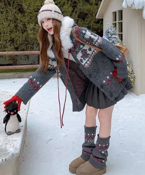 Sibra(シブラ)の「レッグウォーマーセット クリスマスお正月おすすめ 着脱可能ファーフード ノルディック柄フーディカーデ 冬から春先まで活躍(カーディガン/ボレロ・レディース・ブラウン/グレー・M)」の10枚目の写真