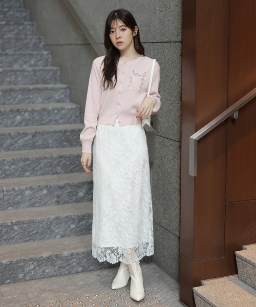 Rirandture（リランドチュール）の「リボンテープ刺繍カーディガン（ニット/セーター・レディース・ピンク/ミント/ブラック/オフホワイト/ホワイト系その他・2）」の9枚目の写真