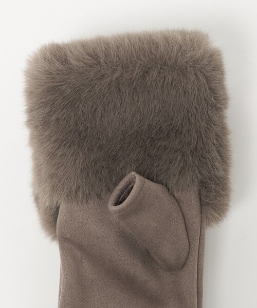 green label relaxing（グリーンレーベルリラクシング）の「フェイクファー 切り替え アームウォーマー（手袋・レディース・ダークグレー/モカ・FREE）」の9枚目の写真