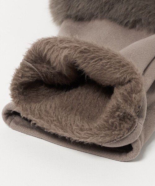 green label relaxing（グリーンレーベルリラクシング）の「フェイクファー 切り替え アームウォーマー（手袋・レディース・ダークグレー/モカ・FREE）」の11枚目の写真