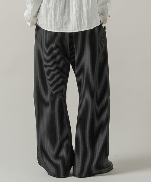 CASPER JOHN（キャスパージョン）の「Moving drape slacks/ムービングドレープスラックス（スラックス・メンズ・ブラック系/ブラック・X-SMALL/SMALL/MEDIUM/LARGE）」の22枚目の写真