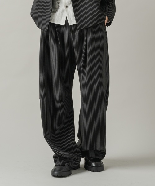 CASPER JOHN（キャスパージョン）の「Moving drape slacks/ムービングドレープスラックス（スラックス・メンズ・ブラック系/ブラック・X-SMALL/SMALL/MEDIUM/LARGE）」の15枚目の写真