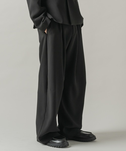 CASPER JOHN（キャスパージョン）の「Moving drape slacks/ムービングドレープスラックス（スラックス・メンズ・ブラック系/ブラック・X-SMALL/SMALL/MEDIUM/LARGE）」の18枚目の写真