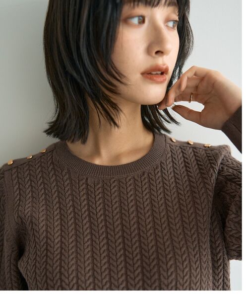 YECCA VECCA(イェッカヴェッカ)の「金釦ミニケーブルニット(ニット/セーター・レディース・ボルドー/アイボリー/サックスブルー/杢グレー/チャコールグレー・FREE)」の14枚目の写真