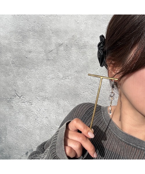tone（トーン）の「【musk】ゴールドチェーンのフックピアス(MA)（ピアス（両耳用）・レディース・ゴールド・FREE）」の2枚目の写真