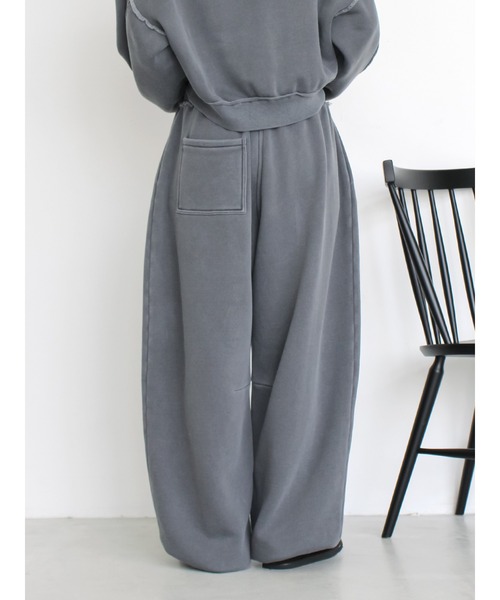 Ungrid(アングリッド)の「ピグメントスウェットルーズパンツ(スウェットパンツ・レディース・ベージュ/チャコールグレー・FREE)」の20枚目の写真