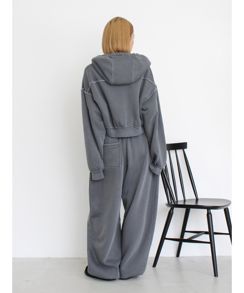 Ungrid(アングリッド)の「ピグメントスウェットルーズパンツ(スウェットパンツ・レディース・ベージュ/チャコールグレー・FREE)」の21枚目の写真