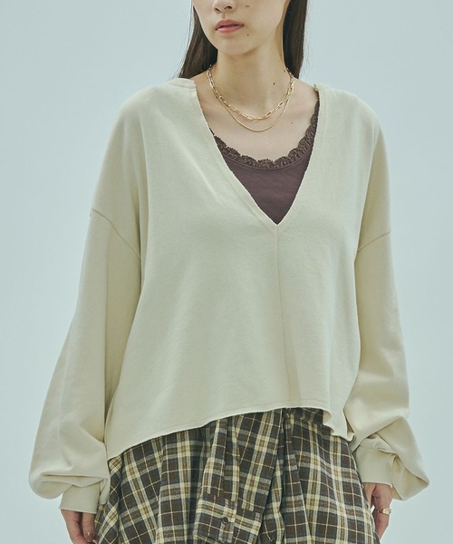 ROSE BUD(ローズバッド)の「V-NECK SWEATSHIRT(スウェット・レディース・グレー/オフホワイト/パープル・ONE SIZE)」の2枚目の写真