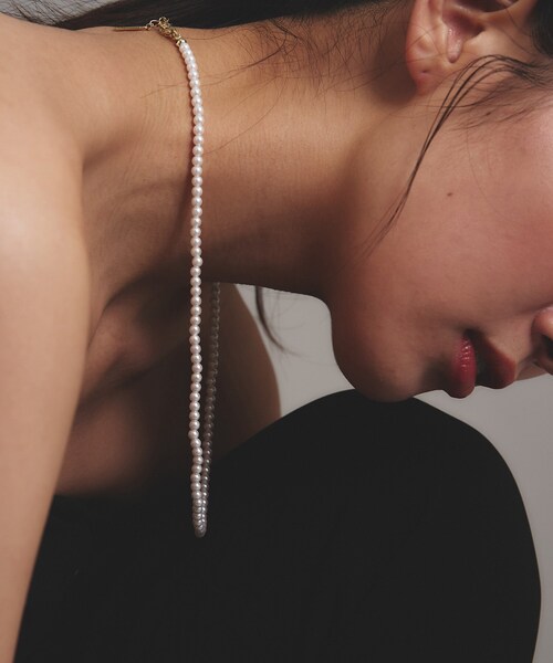 INDIVI（インディヴィ）の「【マルチWAY／セレモニー】2連シンプルパール調ネックレス（ネックレス・レディース・ゴールド・00）」の3枚目の写真