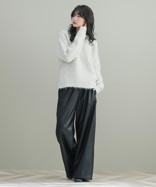 レザーワイドパンツ LURAKU（ルラク）の「【LURAKU】Leather Wide Pants / レザーワイド