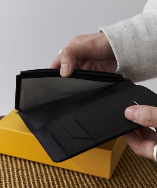 ITTI（イッチ）の「【ITTI】CRISTY WIND SMART MID WLT（財布・メンズ・ブラック/ダークグレー・FREE）」の6枚目の写真