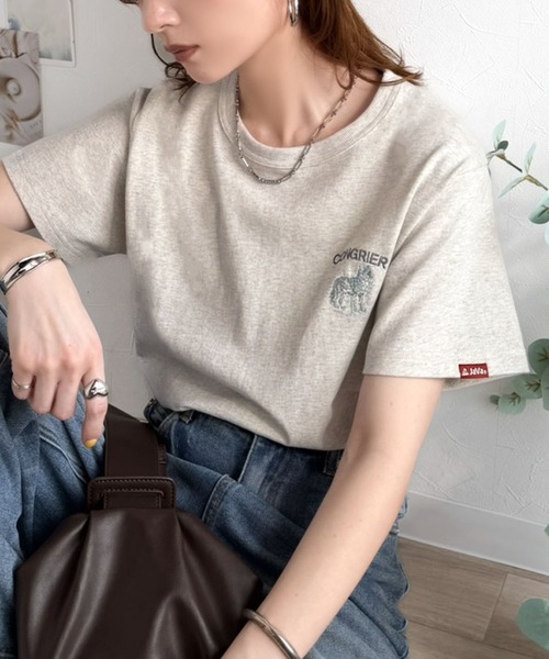 Java(ジャバ)の「《JaVa ジャバコラボ》大人の遊び心をプラス。綿100%オオカミ刺繍Tシャツ(半袖)(Tシャツ/カットソー・レディース・オフホワイト/ブラウン/ブラック/オートミール/その他1・X-LARGE/SMALL/MEDIUM/LARGE)」の4枚目の写真