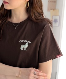 Java（ジャバ）の「《JaVa ジャバコラボ》大人の遊び心をプラス。綿100%オオカミ刺繍Tシャツ(半袖)（Tシャツ/カットソー）」