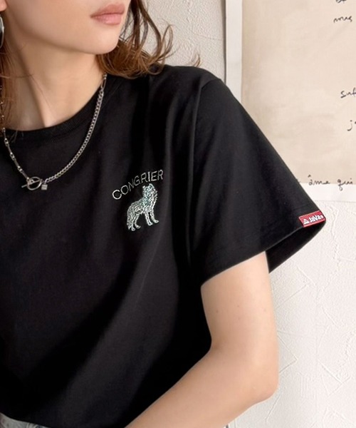Java(ジャバ)の「《JaVa ジャバコラボ》大人の遊び心をプラス。綿100%オオカミ刺繍Tシャツ(半袖)(Tシャツ/カットソー・レディース・オフホワイト/ブラウン/ブラック/オートミール/その他1・X-LARGE/SMALL/MEDIUM/LARGE)」の2枚目の写真
