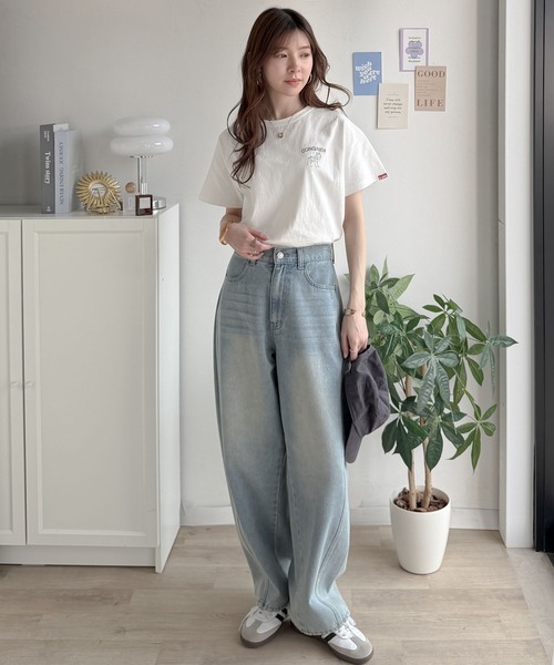Java(ジャバ)の「《JaVa ジャバコラボ》大人の遊び心をプラス。綿100%オオカミ刺繍Tシャツ(半袖)(Tシャツ/カットソー・レディース・オフホワイト/ブラウン/ブラック/オートミール/その他1・X-LARGE/SMALL/MEDIUM/LARGE)」の11枚目の写真