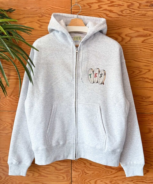 The Endless Summer(エンドレスサマー)の「【WEB / FLAG SHOP限定】TES CALIFORNIA BOX SILHOUETTE ZIP PK / ボックスシルエットジップパーカー(パーカー・メンズ・A/B・SMALL/MEDIUM/LARGE/X-LARGE)」の3枚目の写真