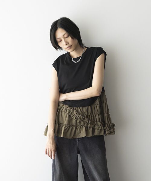 GARAGE OF GOOD CLOTHING（ガレージオブグッドクロージング）の「フリルデザインドッキングプルオーバー（Tシャツ/カットソー・レディース・ホワイト/ブラック/モカ・FREE）」の21枚目の写真