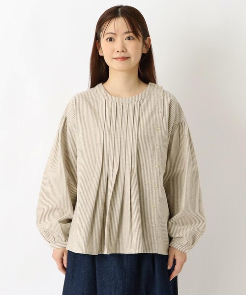 one'sterrace(ワンズテラス)の「コットンフランネル 前タックブラウス(シャツ/ブラウス・レディース・アイボリー系8/ベージュ系8/ブラック系8・02)」の5枚目の写真