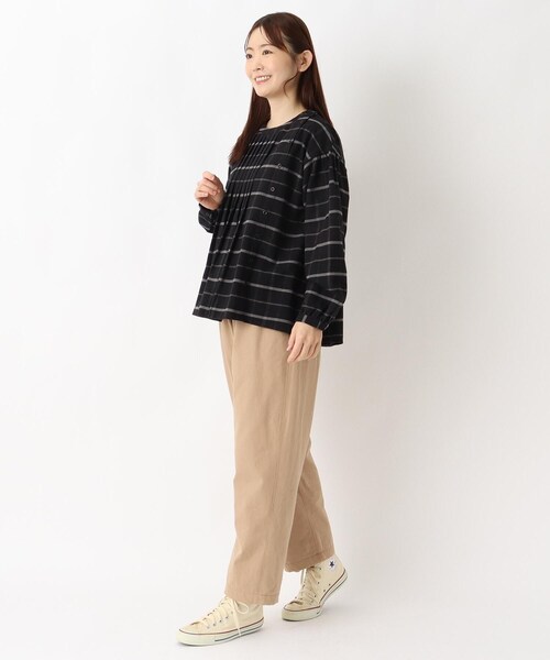 one'sterrace(ワンズテラス)の「コットンフランネル 前タックブラウス(シャツ/ブラウス・レディース・アイボリー系8/ベージュ系8/ブラック系8・02)」の13枚目の写真