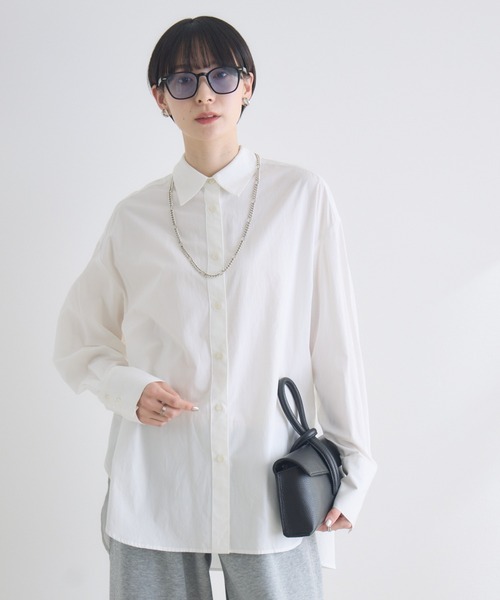 Paradise Picnic（パラダイスピクニック）の「cloche タックイン風カラーシャツ（シャツ/ブラウス・レディース・ブルー/ホワイト/イエロー・FREE）」の2枚目の写真