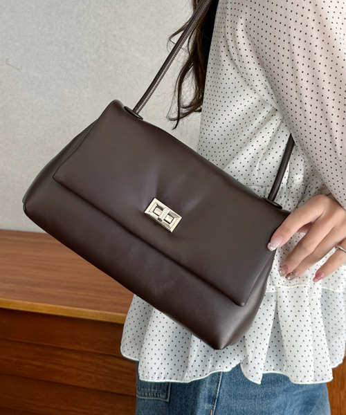 Eclat one(エクラワン)の「【Eclat one】ワンハンドル スクエア ミニ ショルダーバッグ(ショルダーバッグ・レディース・ブラック/アイボリー/ブラウン・FREE)」の9枚目の写真