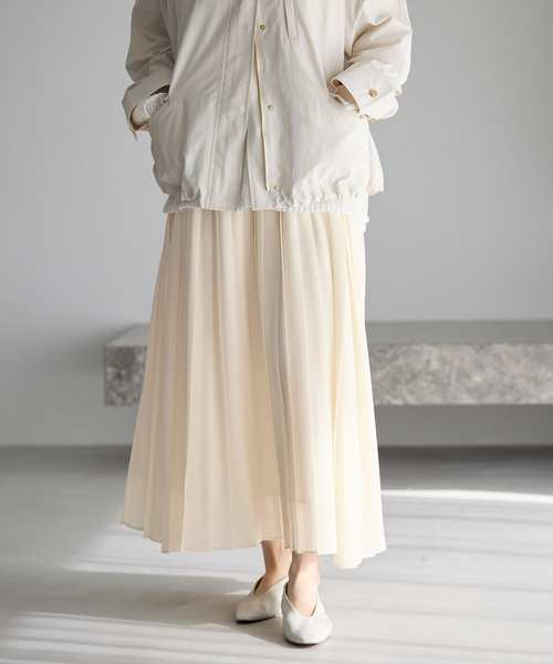 IENA（イエナ）の「ボイルシアープリーツスカート（スカート・レディース・ライトグレー/ホワイト・36/38）」の15枚目の写真